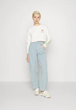 Roxy Desire Love Tees - Longsleeve - Snow White -Roxy Verkoopwinkel 98ae6da4f9594b619454d5517b306aef