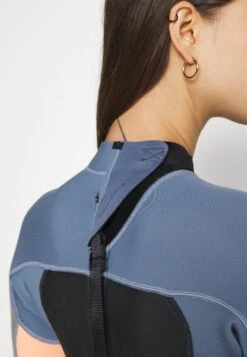 Roxy Prologue Women - Badpak - Cloud Black/Powder Dark Grey/Sunglow -Roxy Verkoopwinkel c1a505223e5842f8bea344f8d08955db